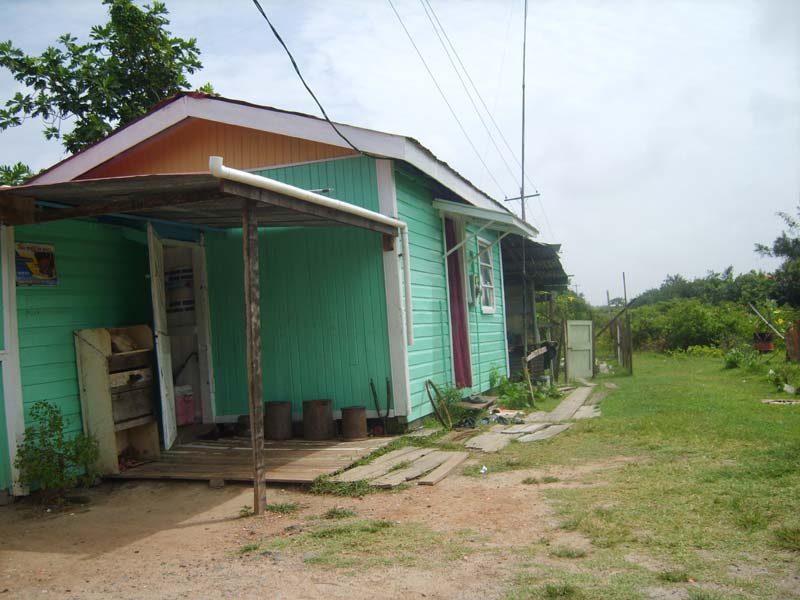 008_Old_Railway_Stn_at_Uitvlugt