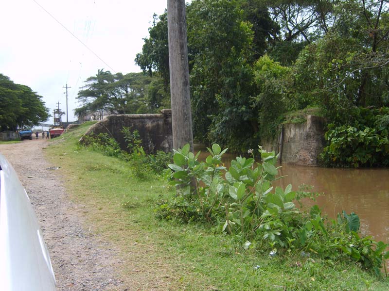 012 Old_Railway_Bridge_at Uitvlugt