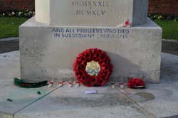 REMEMBERANCE DAY 2007 041 copy